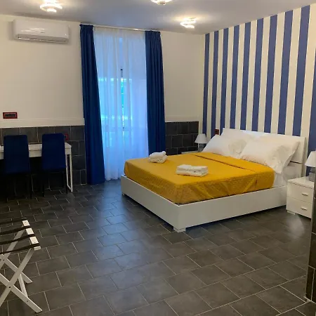 Guest house Yacht Club Angioino Naples