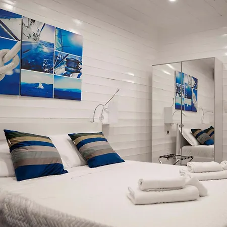 Guest house Yacht Club Angioino Naples