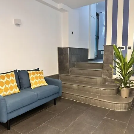 Yacht Club Angioino 4*