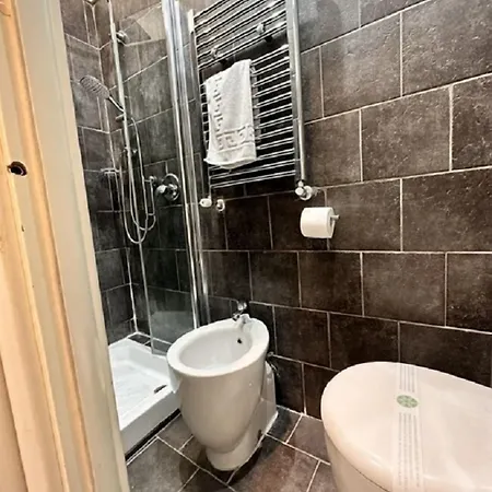 Yacht Club Angioino Πανσιόν